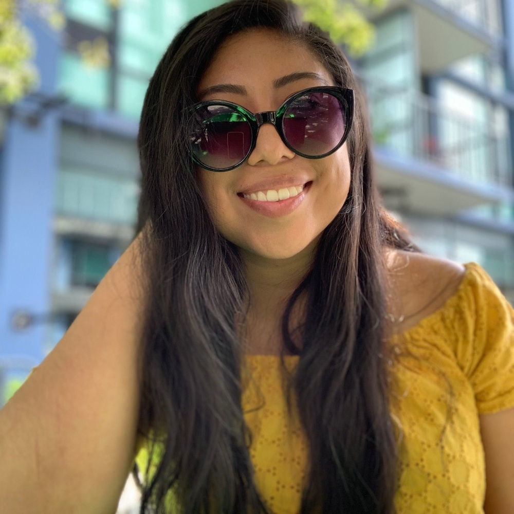 Meet your Posher, Lupita